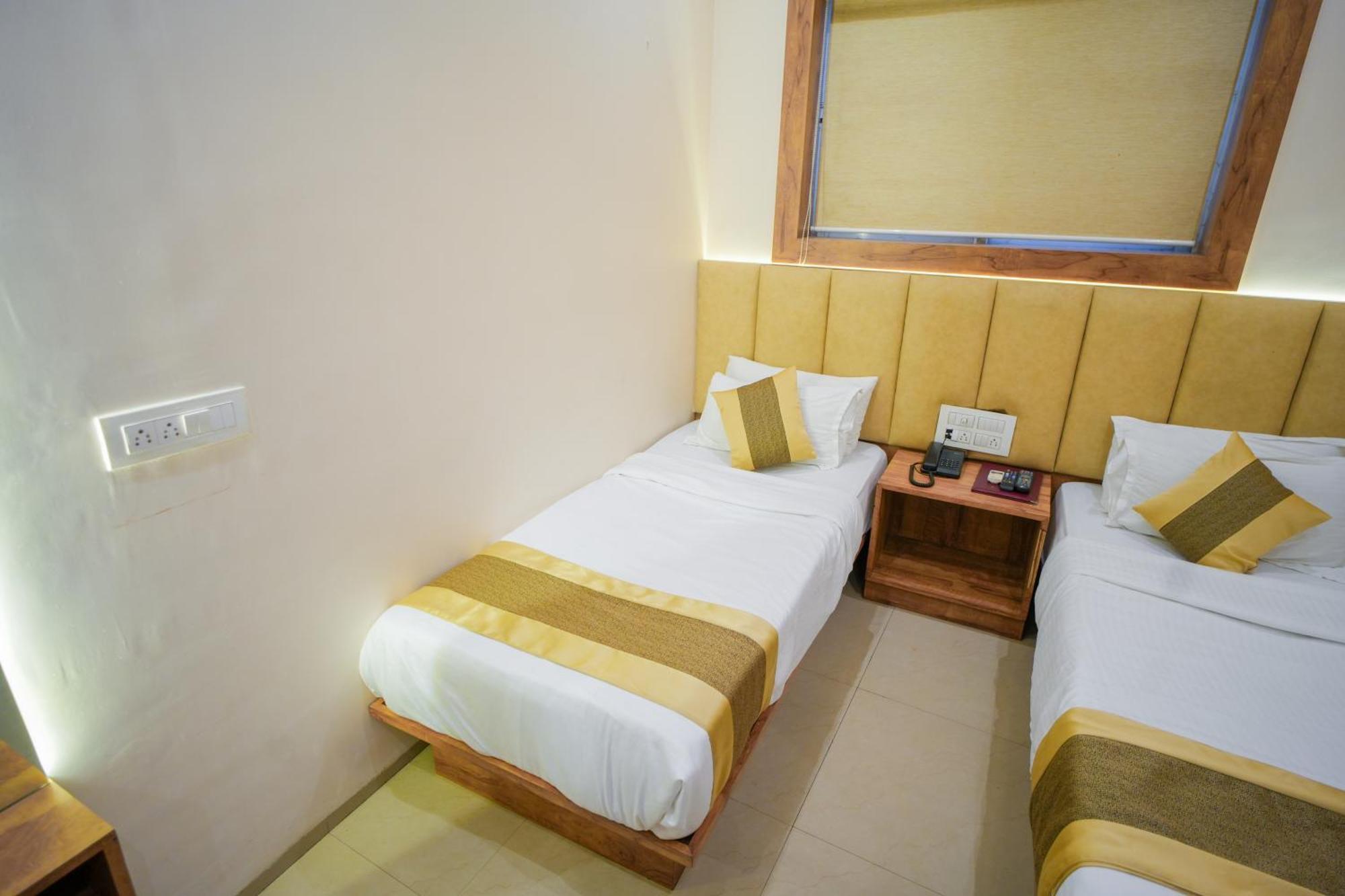Hotel Skylink Hospitality Mahalaxmi مومباي المظهر الخارجي الصورة
