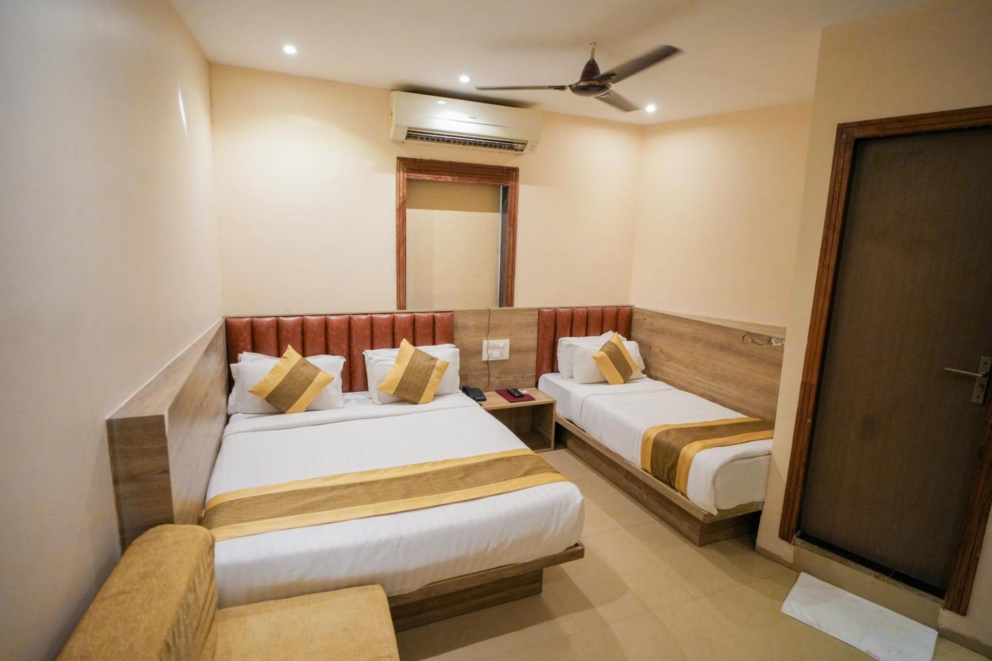 Hotel Skylink Hospitality Mahalaxmi مومباي المظهر الخارجي الصورة