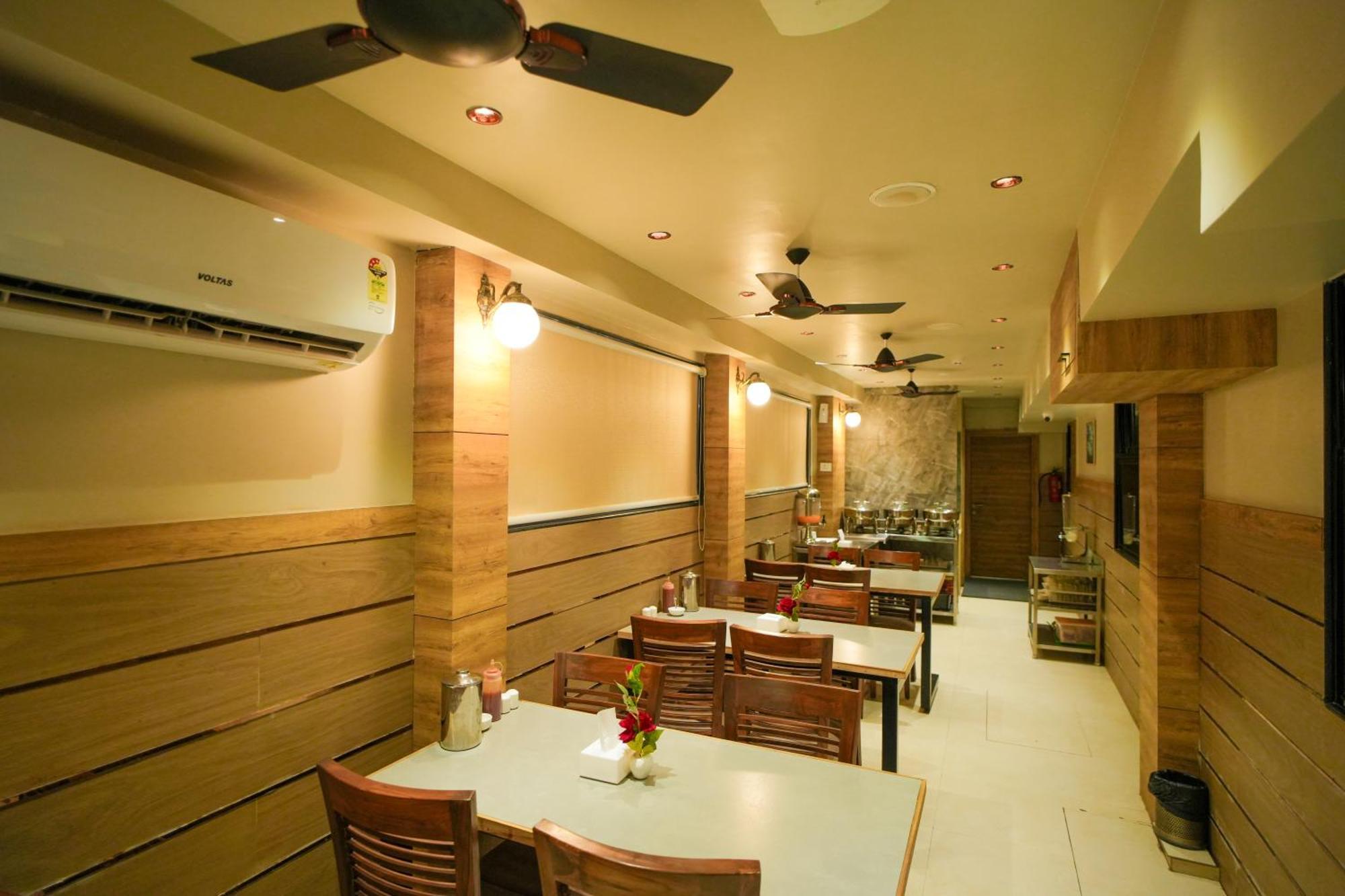 Hotel Skylink Hospitality Mahalaxmi مومباي المظهر الخارجي الصورة