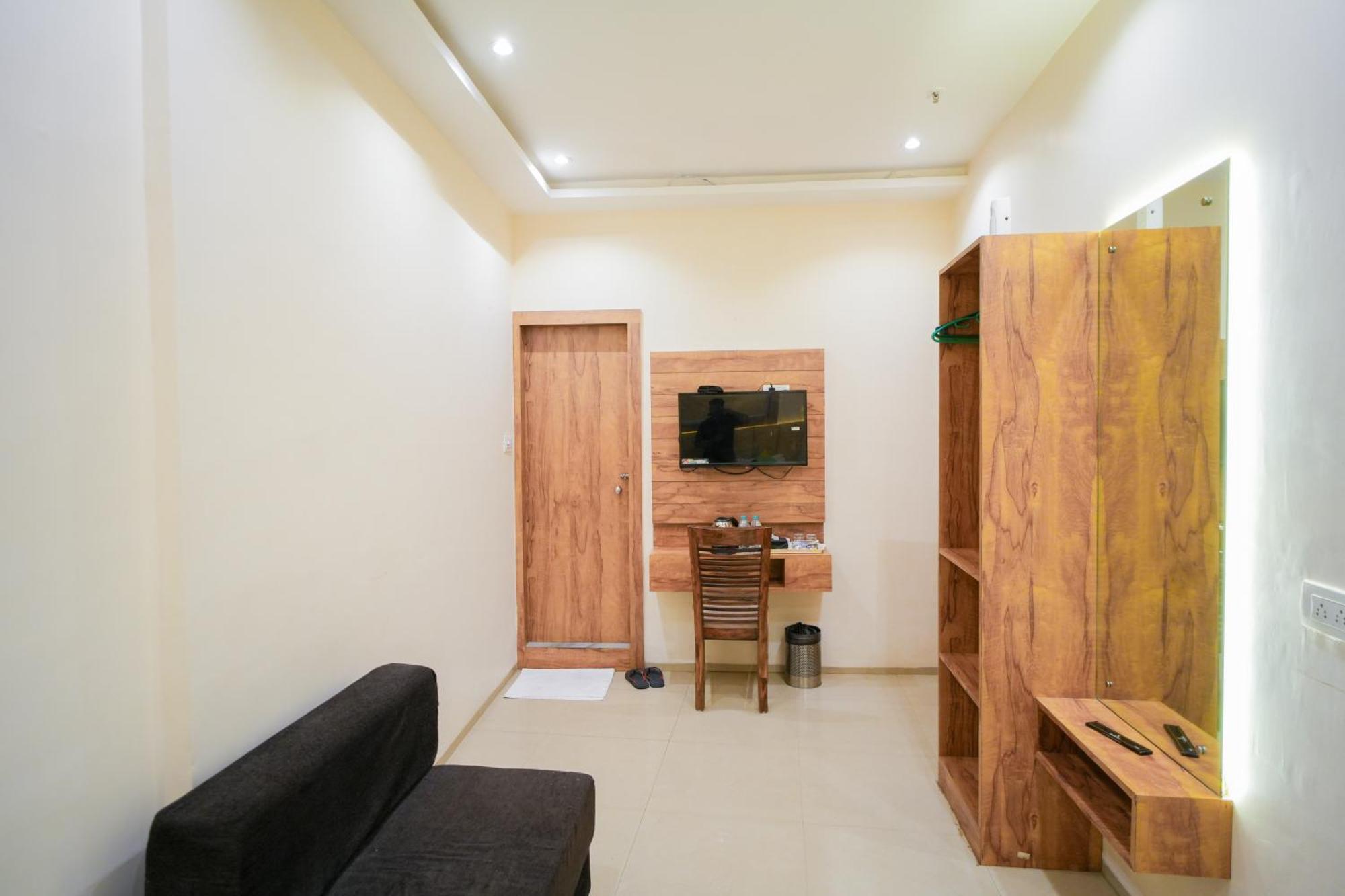 Hotel Skylink Hospitality Mahalaxmi مومباي المظهر الخارجي الصورة
