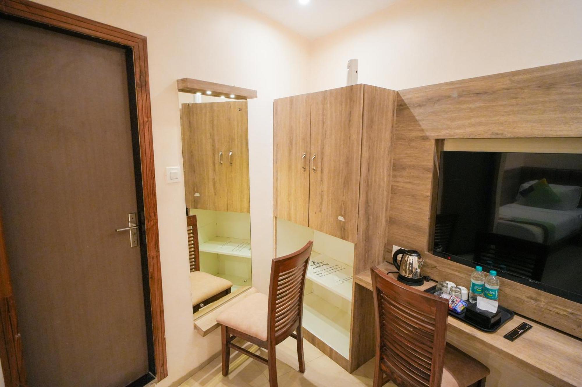 Hotel Skylink Hospitality Mahalaxmi مومباي المظهر الخارجي الصورة