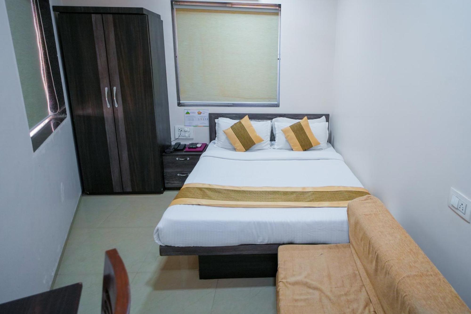 Hotel Skylink Hospitality Mahalaxmi مومباي المظهر الخارجي الصورة